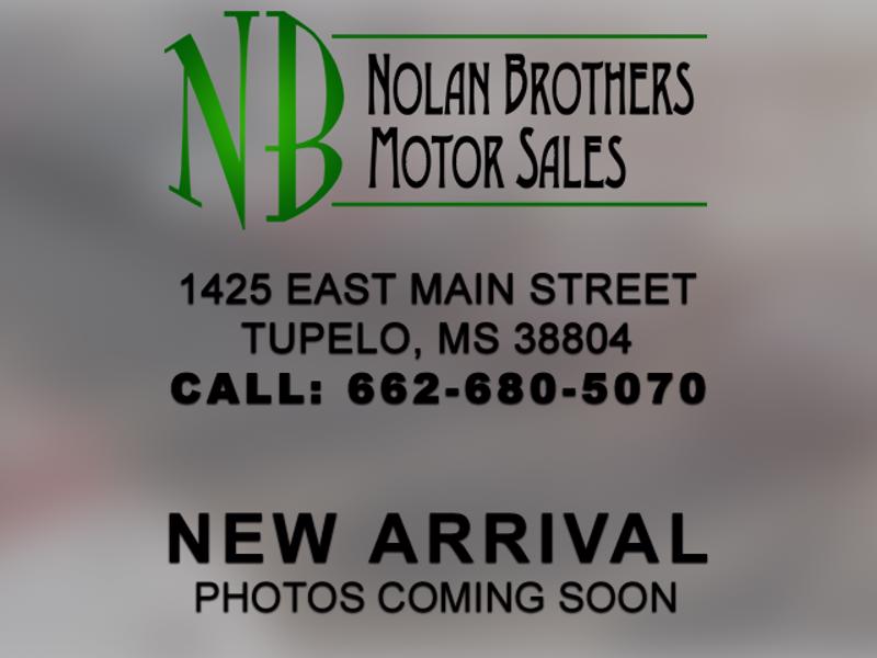 mercury grand marquis 2004 2MEFM74W14X640455 image mercury grand marquis 2004 2MEFM74W14X640455 image